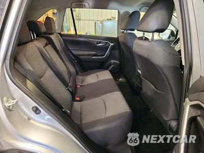 Zdjęcie 11 z 14 samochodu: 2020 TOYOTA RAV4 XLE VIN:2T3P1RFV5LW117933 - miniatura
