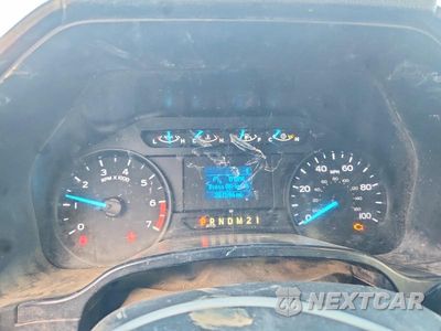 Zdjęcie 9 z 13 samochodu: 2019 FORD F350 SUPER DUTY VIN:1FD8W3H68KEE93424 - miniatura