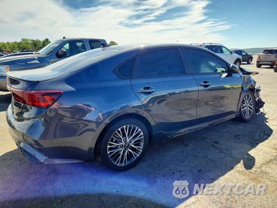 Trzecie zdjęcie samochodu z tyłu: 2023 KIA FORTE GT LINE VIN:3KPF54AD4PE613342 - miniatura