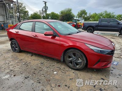 Czwarte zdjęcie samochodu z boku: 2023 HYUNDAI ELANTRA SEL VIN:KMHLM4AG0PU587917 - miniatura