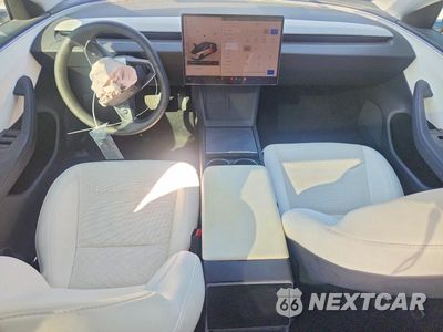 Zdjęcie 8 z 12 samochodu: 2025 TESLA MODEL 3 VIN:5YJ3E1EA8SF073255 - miniatura
