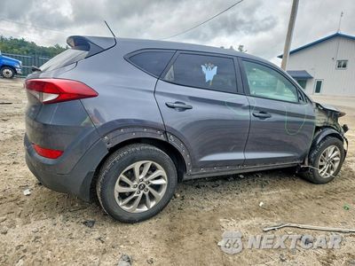 Trzecie zdjęcie samochodu z tyłu: 2018 HYUNDAI TUCSON SE VIN:KM8J23A4XJU756488 - miniatura