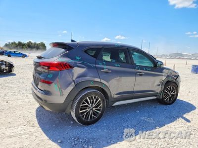 Trzecie zdjęcie samochodu z tyłu: 2020 HYUNDAI TUCSON SEL VIN:KM8J3CAL4LU139966 - miniatura