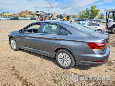 Drugie zdjęcie samochodu z przodu: 2019 VOLKSWAGEN JETTA S VIN:3VWC57BU4KM213120 - miniatura