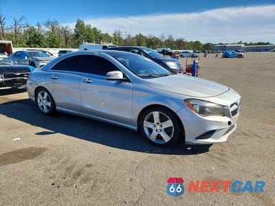 Czwarte zdjęcie samochodu z boku: 2015 MERCEDES-BENZ CLA 250 VIN:WDDSJ4EB0FN239122 - miniatura