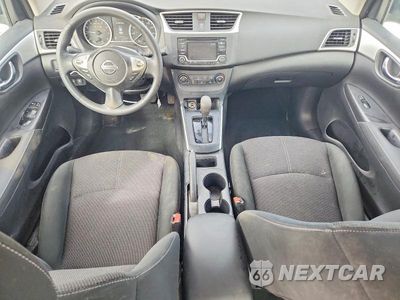 Zdjęcie 8 z 13 samochodu: 2018 NISSAN SENTRA S VIN:3N1AB7AP9JY294818 - miniatura