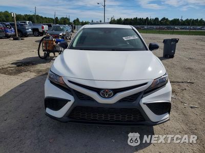 Piąte zdjęcie samochodu w środku: 2023 TOYOTA CAMRY SE NIGHTSHADE VIN:4T1G11AK2PU096388 - miniatura