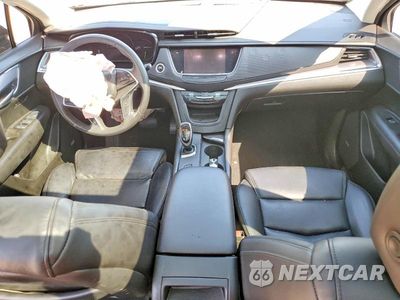 Zdjęcie 8 z 13 samochodu: 2017 CADILLAC XT5 LUXURY VIN:1GYKNBRS6HZ156085 - miniatura