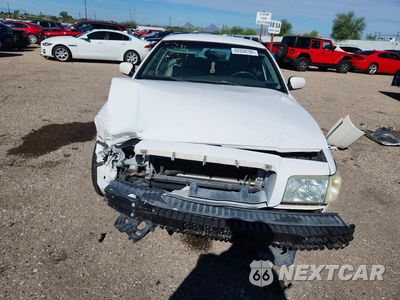 Piąte zdjęcie samochodu w środku: 2009 MERCURY GRAND MARQUIS LS VIN:2MEHM75V89X627045 - miniatura