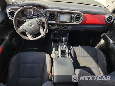 Zdjęcie 8 z 13 samochodu: 2019 TOYOTA TACOMA SR5 V6 VIN:3TMAZ5CN8KM083241 - miniatura