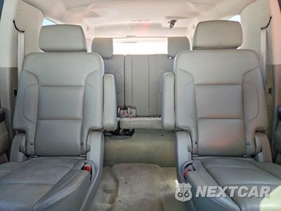 Zdjęcie 10 z 13 samochodu: 2016 CHEVROLET SUBURBAN K1500 LT VIN:1GNSKHKC5GR110015 - miniatura