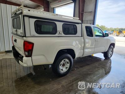 Trzecie zdjęcie samochodu z tyłu: 2020 TOYOTA TACOMA SR VIN:3TYRX5GN2LT001707 - miniatura