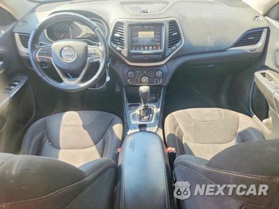 Zdjęcie 8 z 13 samochodu: 2015 JEEP CHEROKEE LATITUDE VIN:1C4PJLCB0FW793719 - miniatura