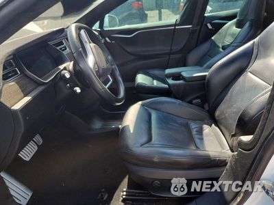 Zdjęcie 7 z 12 samochodu: 2015 TESLA MODEL S 70D VIN:5YJSA1S25FF096082 - miniatura