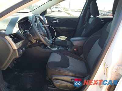 Zdjęcie 7 z 12 samochodu: 2014 JEEP CHEROKEE SPORT VIN:1C4PJLAB4EW212580 - miniatura