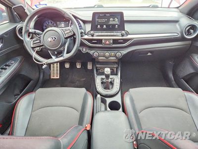 Zdjęcie 8 z 12 samochodu: 2021 KIA FORTE GT VIN:3KPF44AC0ME318194 - miniatura