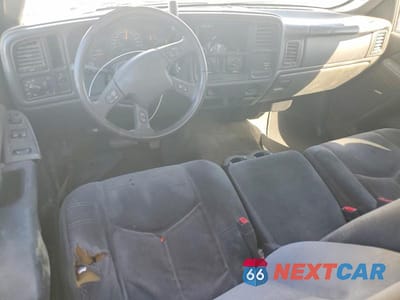 Zdjęcie 8 z 12 samochodu: 2003 CHEVROLET SILVERADO C1500 VIN:2GCEC19T831334060 - miniatura