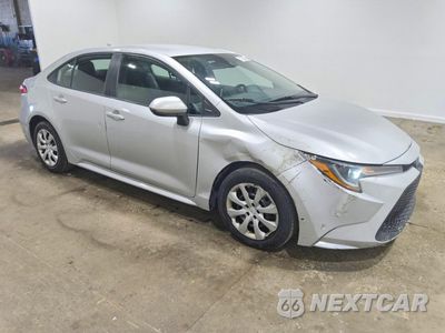 Czwarte zdjęcie samochodu z boku: 2020 TOYOTA COROLLA LE VIN:5YFEPRAEXLP022078 - miniatura