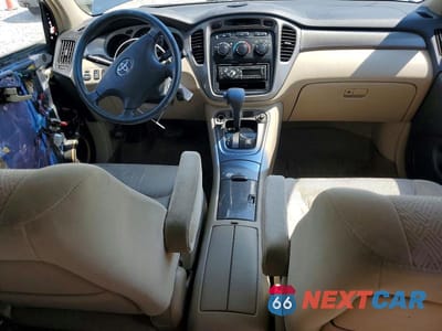 Zdjęcie 8 z 14 samochodu: 2003 TOYOTA HIGHLANDER LIMITED VIN:JTEHF21A830105213 - miniatura