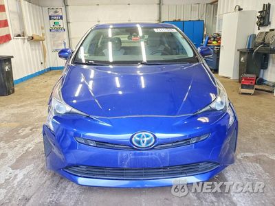 Piąte zdjęcie samochodu w środku: 2018 TOYOTA PRIUS THREE VIN:JTDKARFU9J3059973 - miniatura