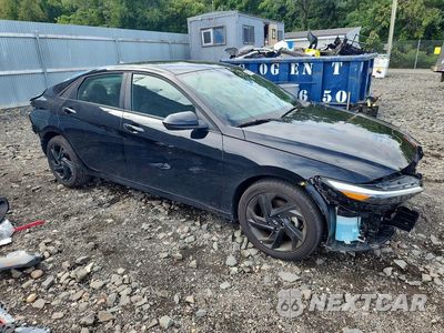 Czwarte zdjęcie samochodu z boku: 2026 HYUNDAI ELANTRA SEL SPORT VIN:KMHLM4DG9TU245176 - miniatura