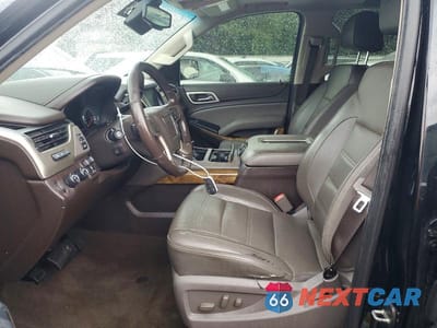 Zdjęcie 7 z 13 samochodu: 2017 GMC YUKON DENALI VIN:1GKS2CKJ1HR238462 - miniatura