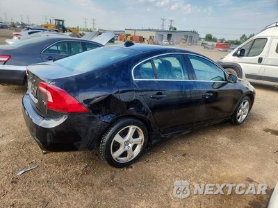 Trzecie zdjęcie samochodu z tyłu: 2012 VOLVO S60 T5 VIN:YV1622FS5C2133672 - miniatura