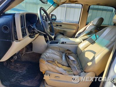 Zdjęcie 7 z 13 samochodu: 2002 CHEVROLET TAHOE C1500 VIN:1GNEC13Z52R275219 - miniatura