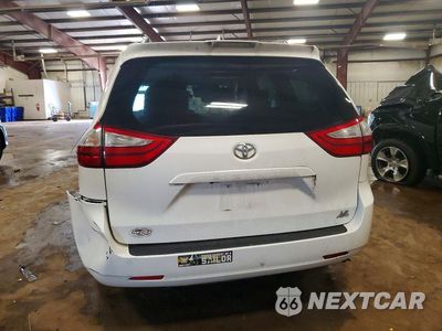 Zdjęcie 6 z 12 samochodu: 2019 TOYOTA SIENNA LE VIN:5TDJZ3DCXKS226515 - miniatura