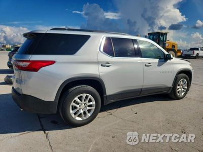 Trzecie zdjęcie samochodu z tyłu: 2019 CHEVROLET TRAVERSE LT VIN:1GNERGKW5KJ220910 - miniatura