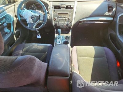 Zdjęcie 8 z 13 samochodu: 2013 NISSAN ALTIMA 2.5 VIN:1N4AL3AP8DN489853 - miniatura