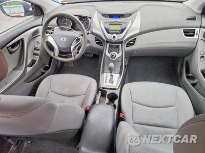 Zdjęcie 8 z 12 samochodu: 2011 HYUNDAI ELANTRA GLS VIN:5NPDH4AE2BH061044 - miniatura