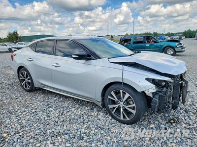 Czwarte zdjęcie samochodu z boku: 2017 NISSAN MAXIMA 3.5 SV VIN:1N4AA6AP2HC431052 - miniatura