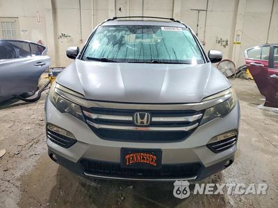 Piąte zdjęcie samochodu w środku: 2016 HONDA PILOT ELITE VIN:5FNYF6H07GB037387 - miniatura