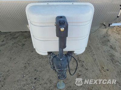 Zdjęcie 8 z 10 samochodu: 2007 KEYSTONE KEYSTONE VIN:4YDT260247N820653 - miniatura