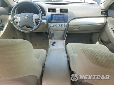 Zdjęcie 8 z 12 samochodu: 2007 TOYOTA CAMRY LE VIN:4T1BE46K47U553842 - miniatura