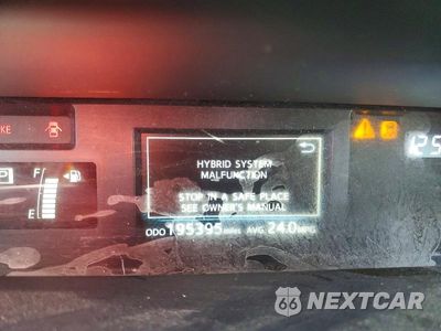 Zdjęcie 9 z 12 samochodu: 2016 TOYOTA PRIUS V FOUR VIN:JTDZN3EU8GJ046850 - miniatura