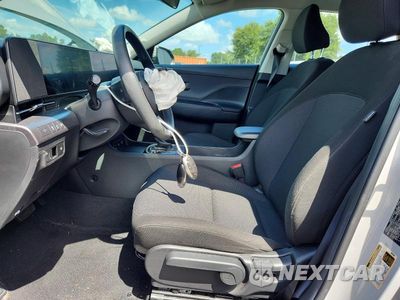 Zdjęcie 7 z 13 samochodu: 2024 HYUNDAI KONA SE VIN:KM8HA3AB6RU080665 - miniatura