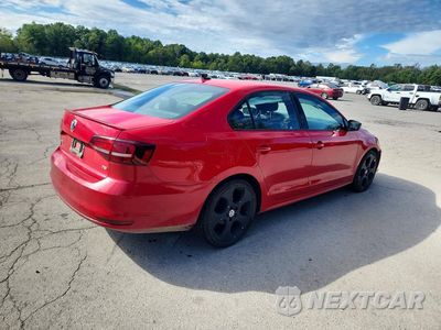 Trzecie zdjęcie samochodu z tyłu: 2016 VOLKSWAGEN JETTA SPORT VIN:3VWD17AJ3GM270505 - miniatura
