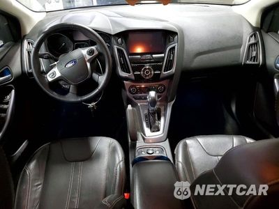 Zdjęcie 8 z 12 samochodu: 2014 FORD FOCUS TITANIUM VIN:1FADP3N24EL399192 - miniatura