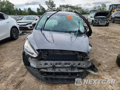 Piąte zdjęcie samochodu w środku: 2017 FORD FOCUS SE VIN:1FADP3K22HL302564 - miniatura