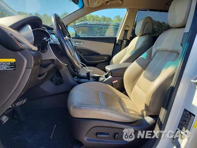 Zdjęcie 7 z 13 samochodu: 2017 HYUNDAI SANTA FE SE VIN:KM8SNDHF3HU254294 - miniatura