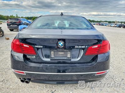 Zdjęcie 6 z 12 samochodu: 2015 BMW 528 XI VIN:WBA5A7C5XFD623224 - miniatura