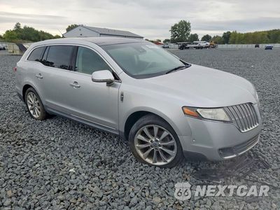 Czwarte zdjęcie samochodu z boku: 2011 LINCOLN MKT VIN:2LMHJ5AT5BBJ54842 - miniatura