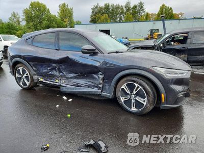 Czwarte zdjęcie samochodu z boku: 2022 FORD MUSTANG MACH-E SELECT VIN:3FMTK1SS3NMA20335 - miniatura