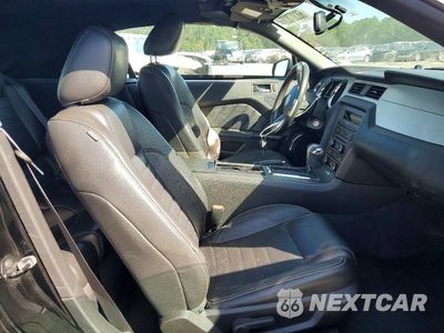 Zdjęcie 7 z 11 samochodu: 2010 FORD MUSTANG VIN:1ZVBP8EN4A5176610 - miniatura
