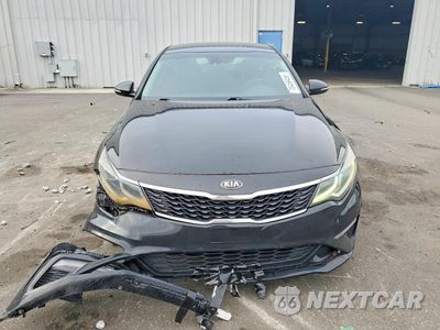 Piąte zdjęcie samochodu w środku: 2020 KIA OPTIMA LX VIN:5XXGT4L39LG386567 - miniatura