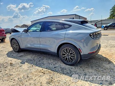 Drugie zdjęcie samochodu z przodu: 2025 FORD MUSTANG MACH-E PREMIUM VIN:3FMTK3SU5SMA02640 - miniatura