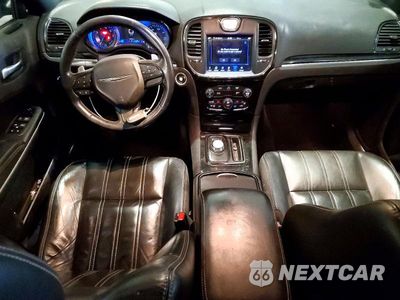 Zdjęcie 8 z 12 samochodu: 2020 CHRYSLER 300 S VIN:2C3CCAGG3LH164487 - miniatura