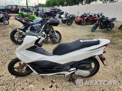 Trzecie zdjęcie samochodu z tyłu: 2015 HONDA PCX 150 VIN:RLHKF1802FY002103 - miniatura